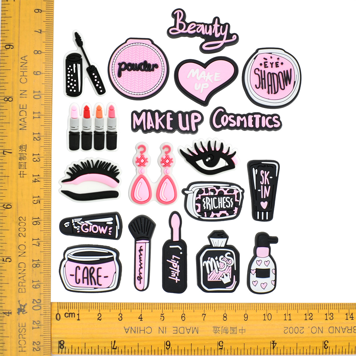 Pink Beauty Makeup Shoe Charms - Croc Style Clog ulasan dan harga